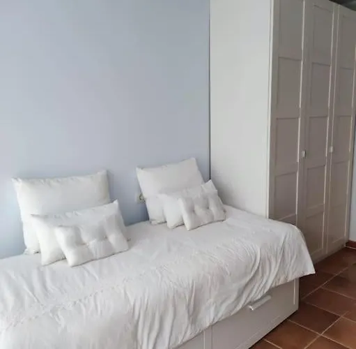 Casina Mencia דירה *